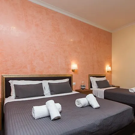 Guest's Heaven Πανσιόν 4*