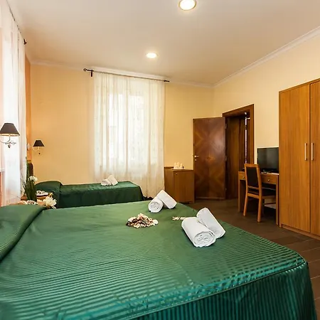 Guest's Heaven 4* Rome