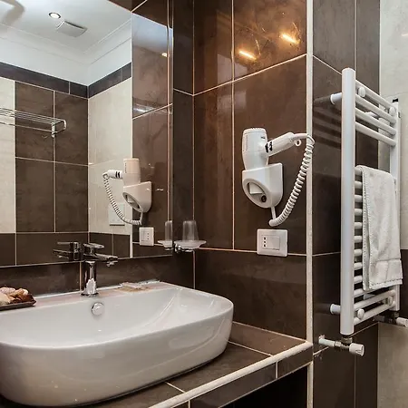 Guest's Heaven 4* Rome